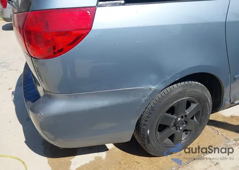 2010 Toyota Sienna Le from USA, damaged, VIN 5TDKK4CCXAS313023